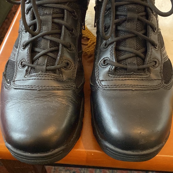 Mens Thorogood tactical boots - Picture 16 of 16